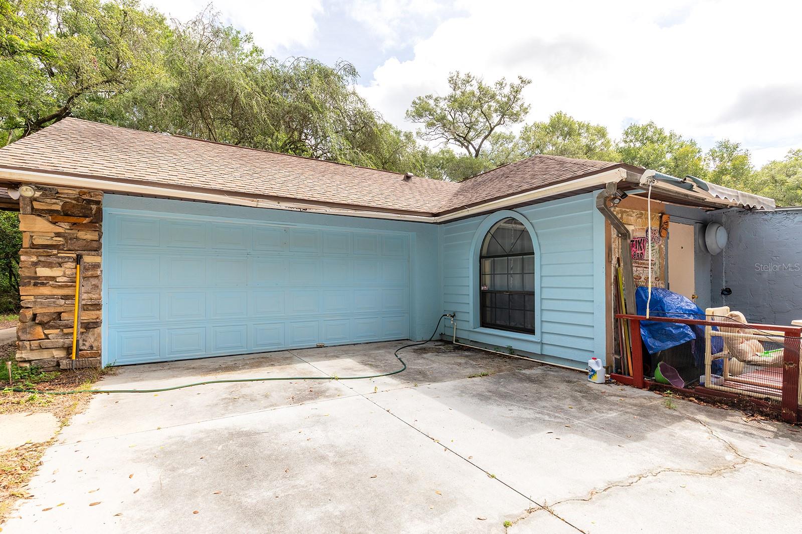 4933 ROUND LAKE RD