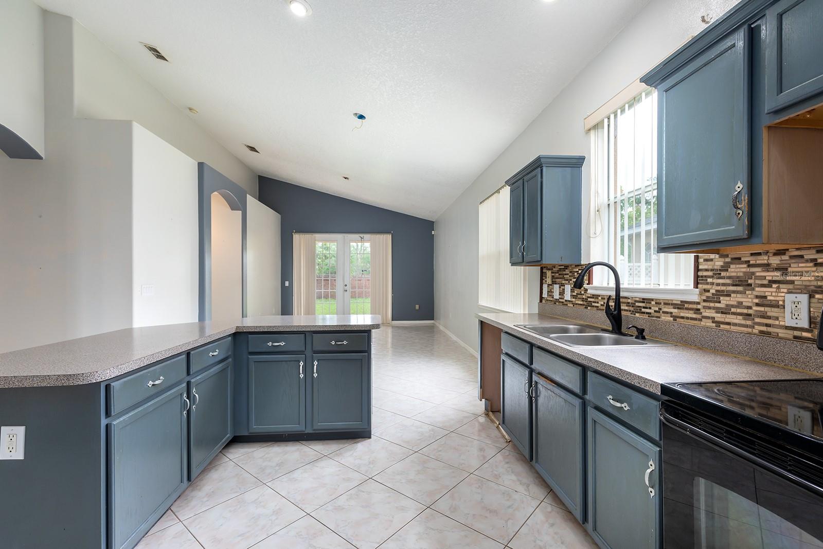 1456 SUN MEADOW DR