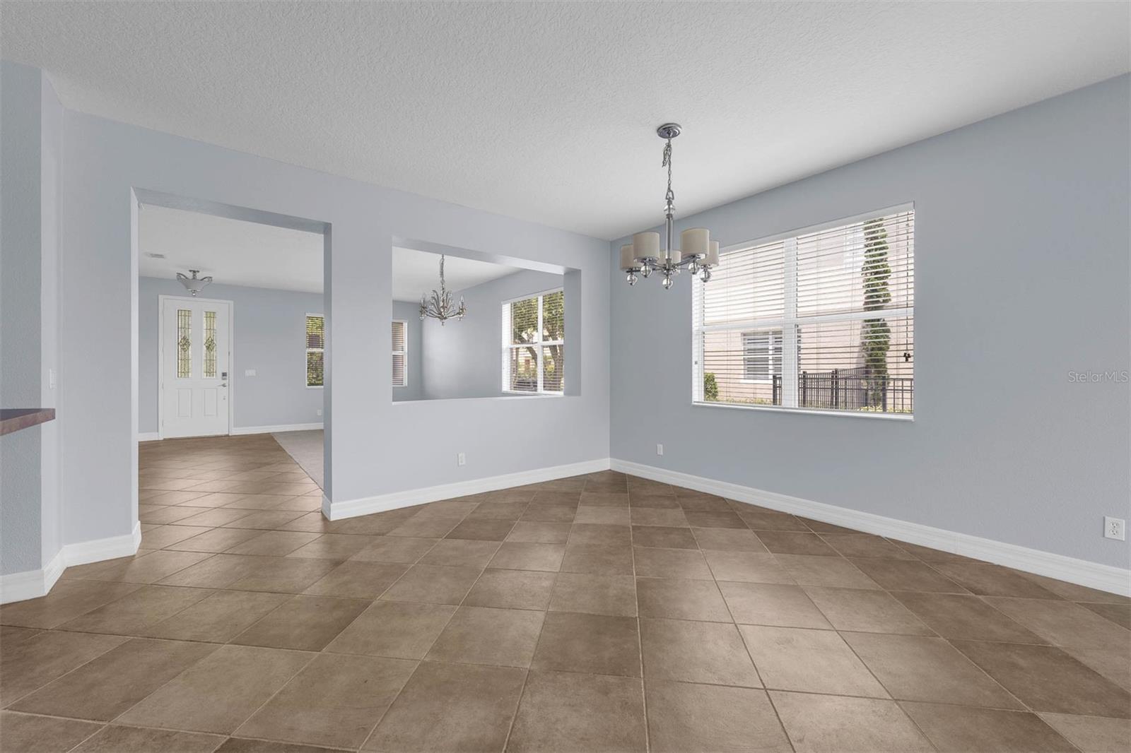 10151 CHORLTON CIR