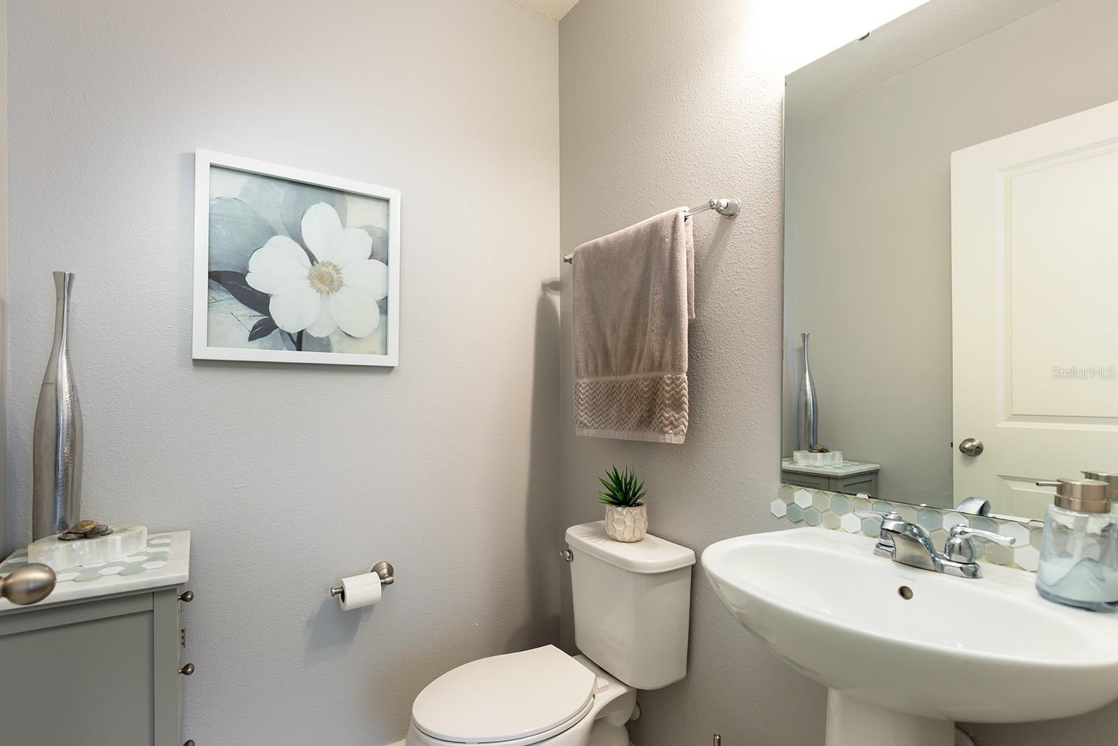 13757 BRESSLER ALY