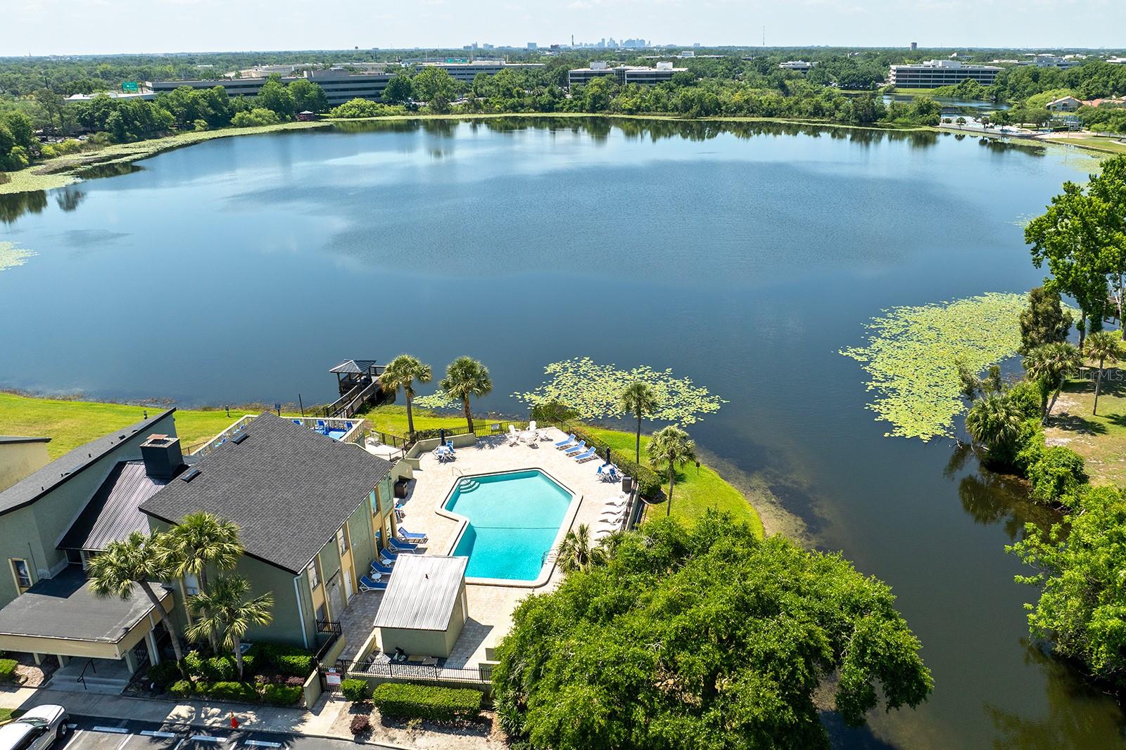 954 LAKE DESTINY RD #H