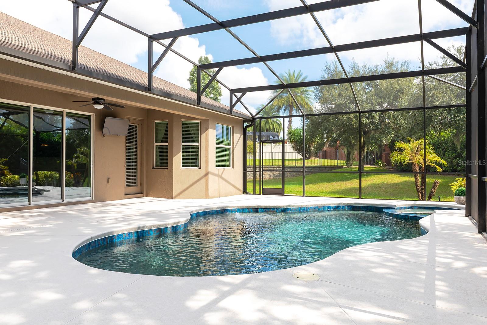2450 MISTY COVE CIR