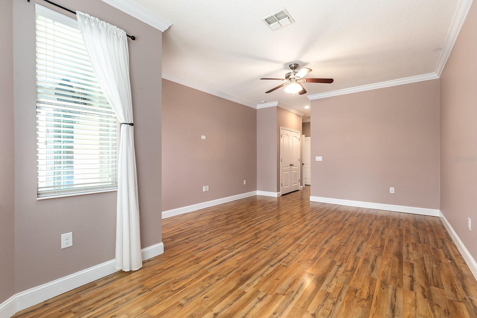 2450 MISTY COVE CIR