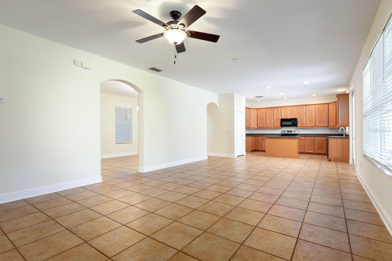 6368 SEDONA LEAF CT
