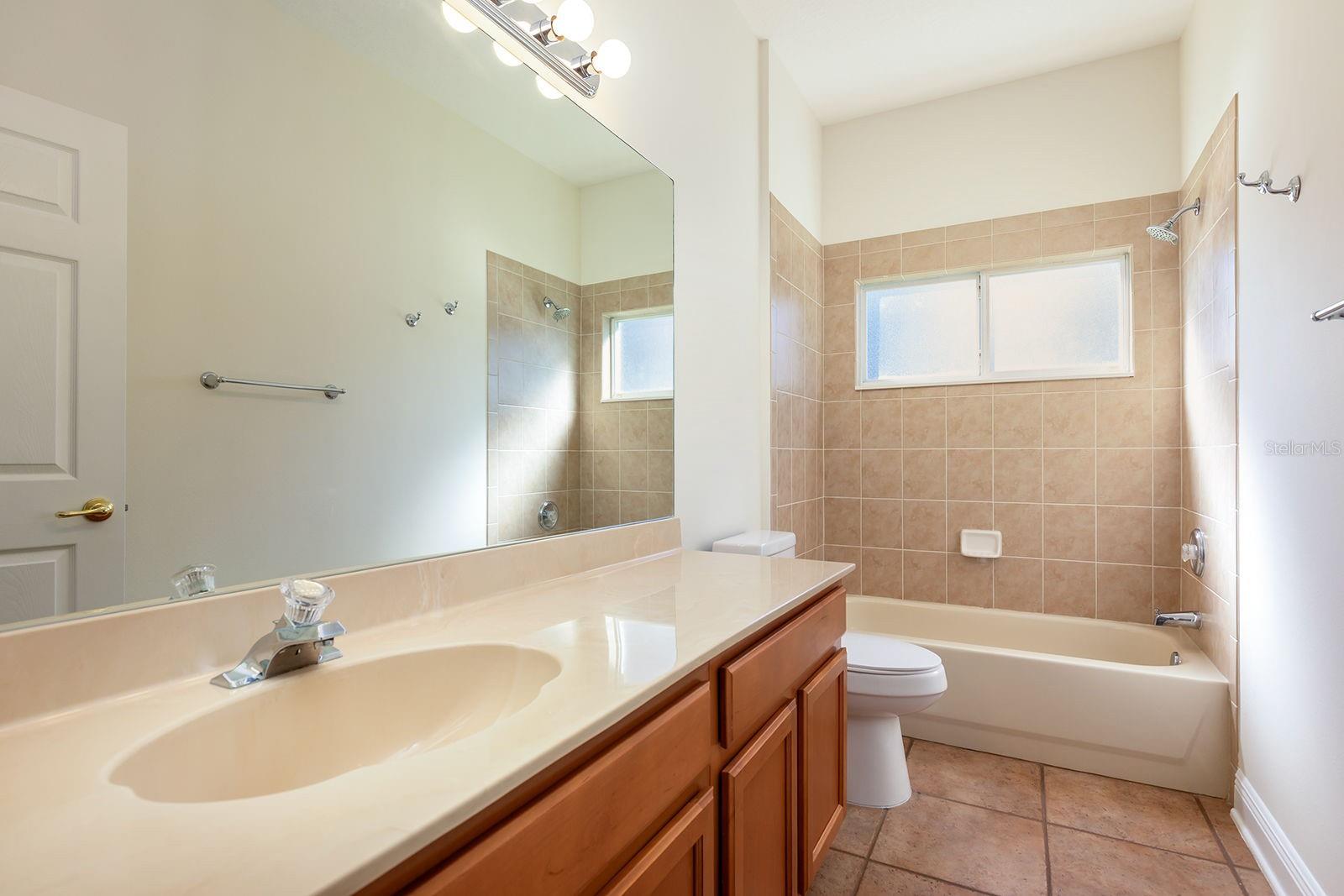 6368 SEDONA LEAF CT