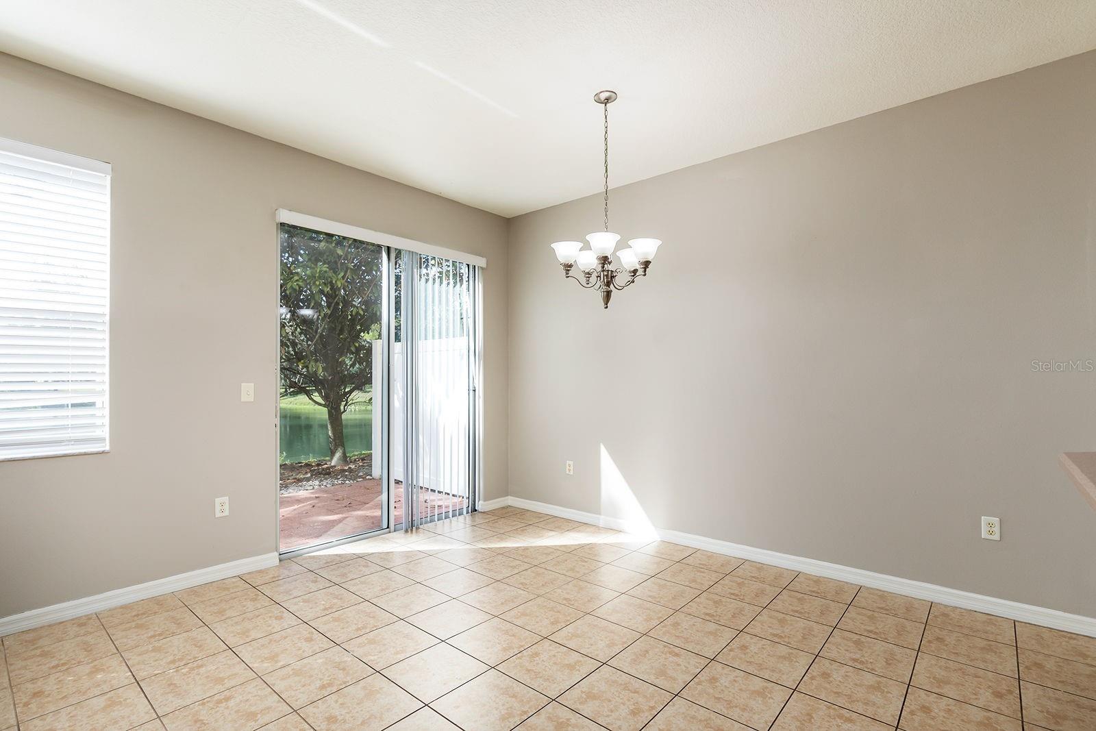 3072 SEAVIEW CASTLE DR