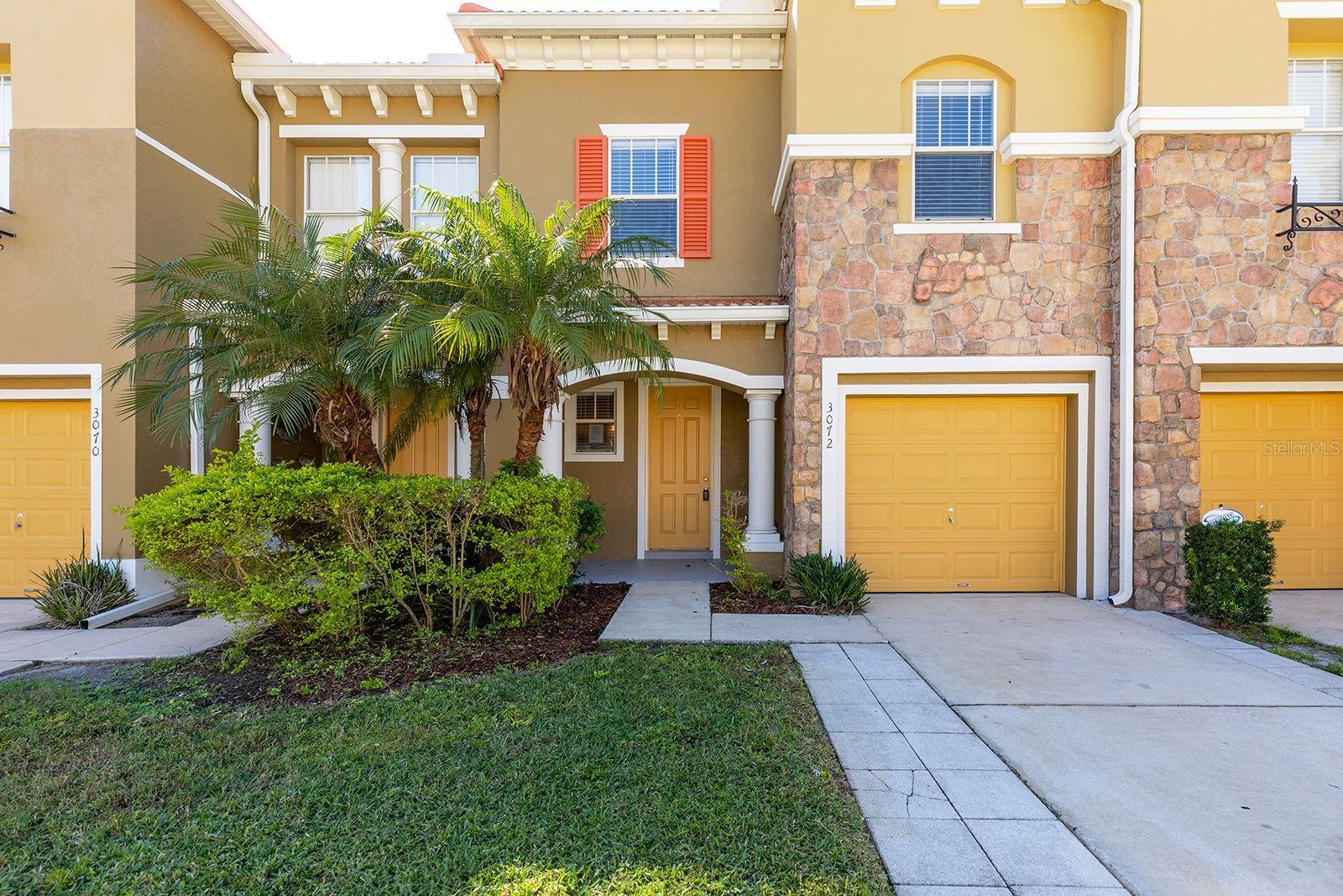 3072 SEAVIEW CASTLE DR