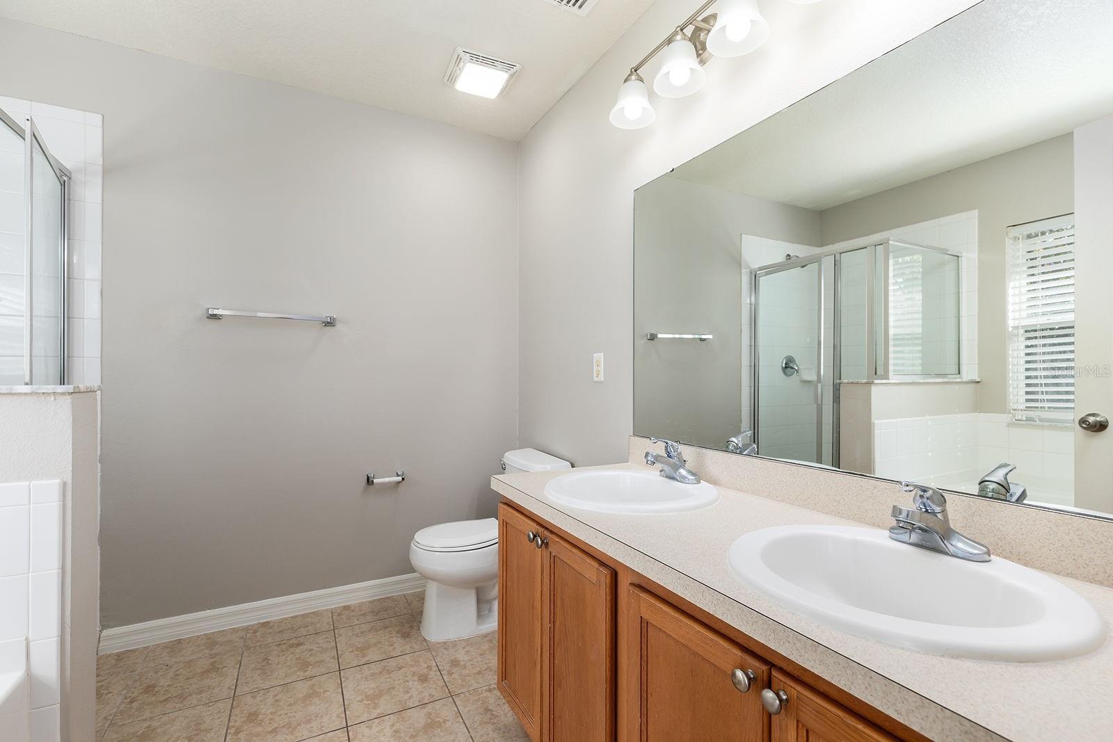 3072 SEAVIEW CASTLE DR