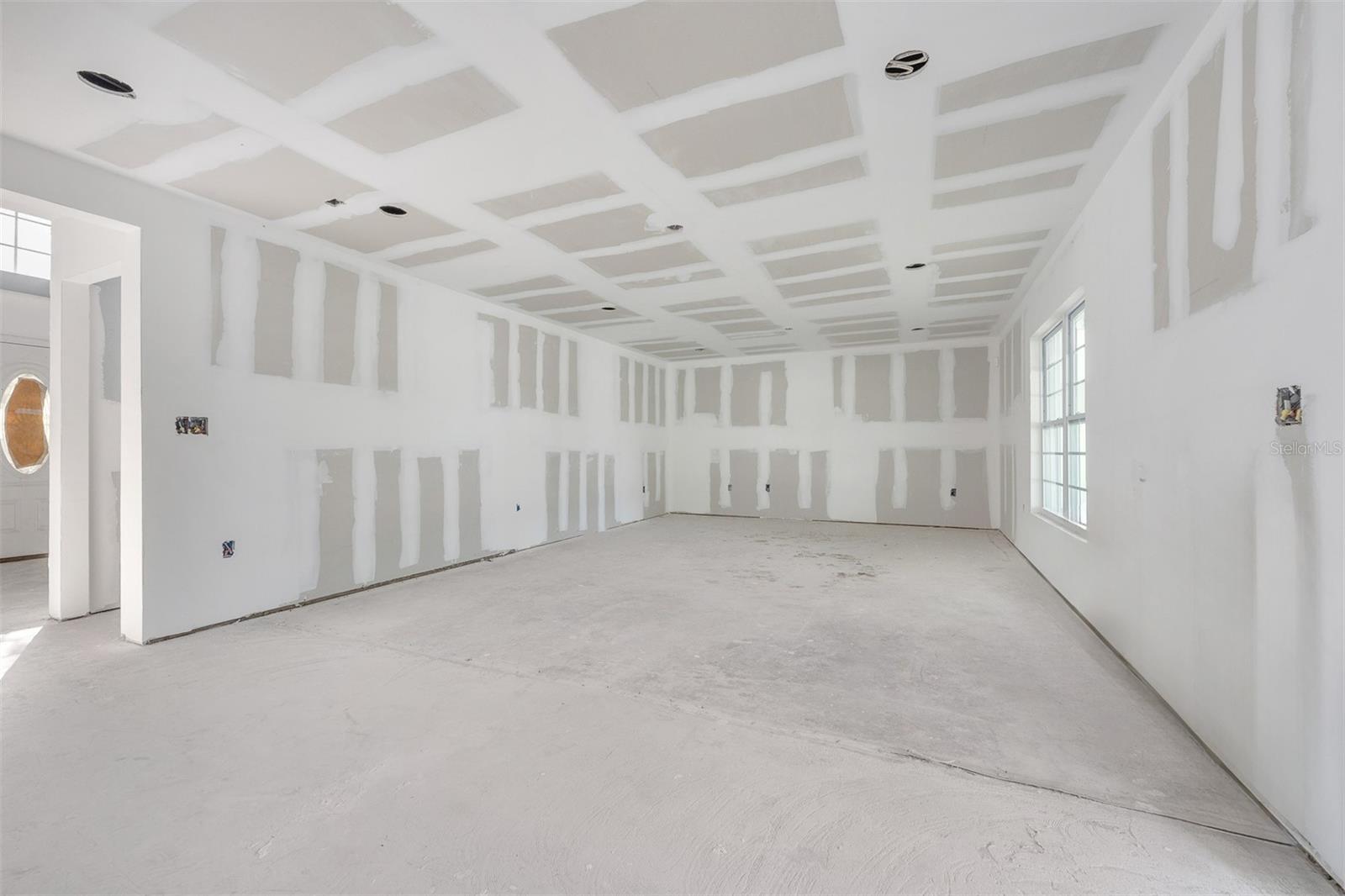 2960 WHITE MAGNOLIA LOOP