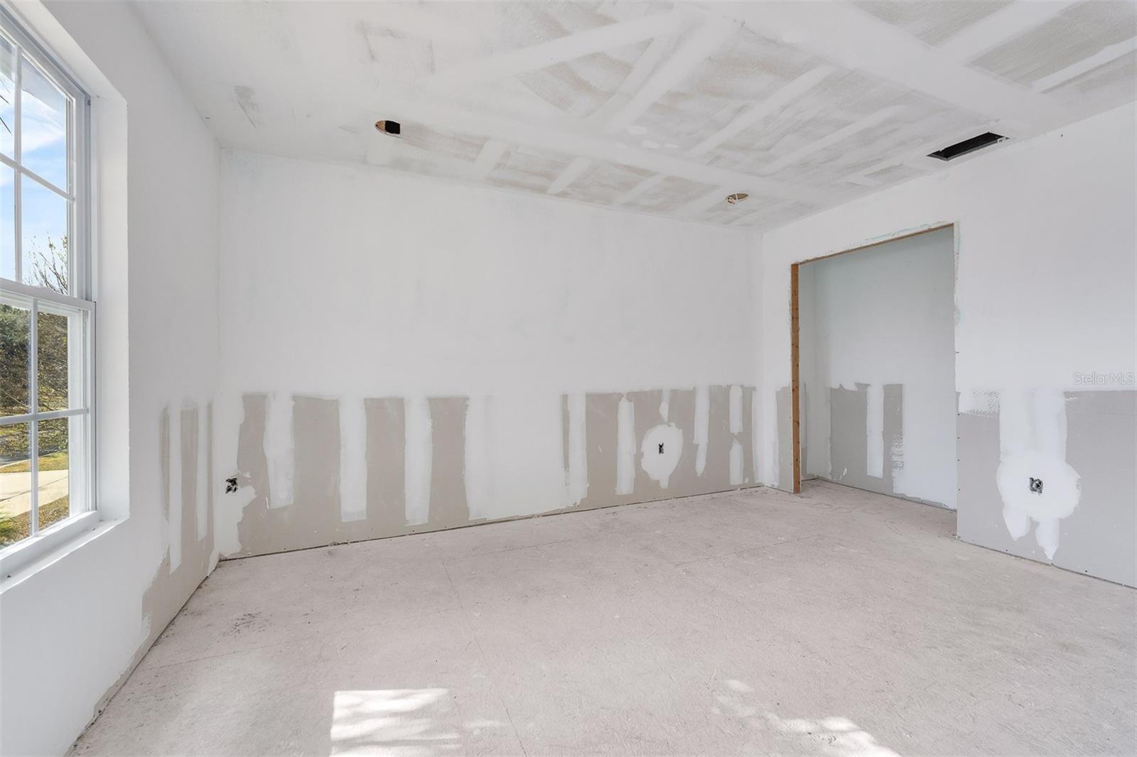 2960 WHITE MAGNOLIA LOOP