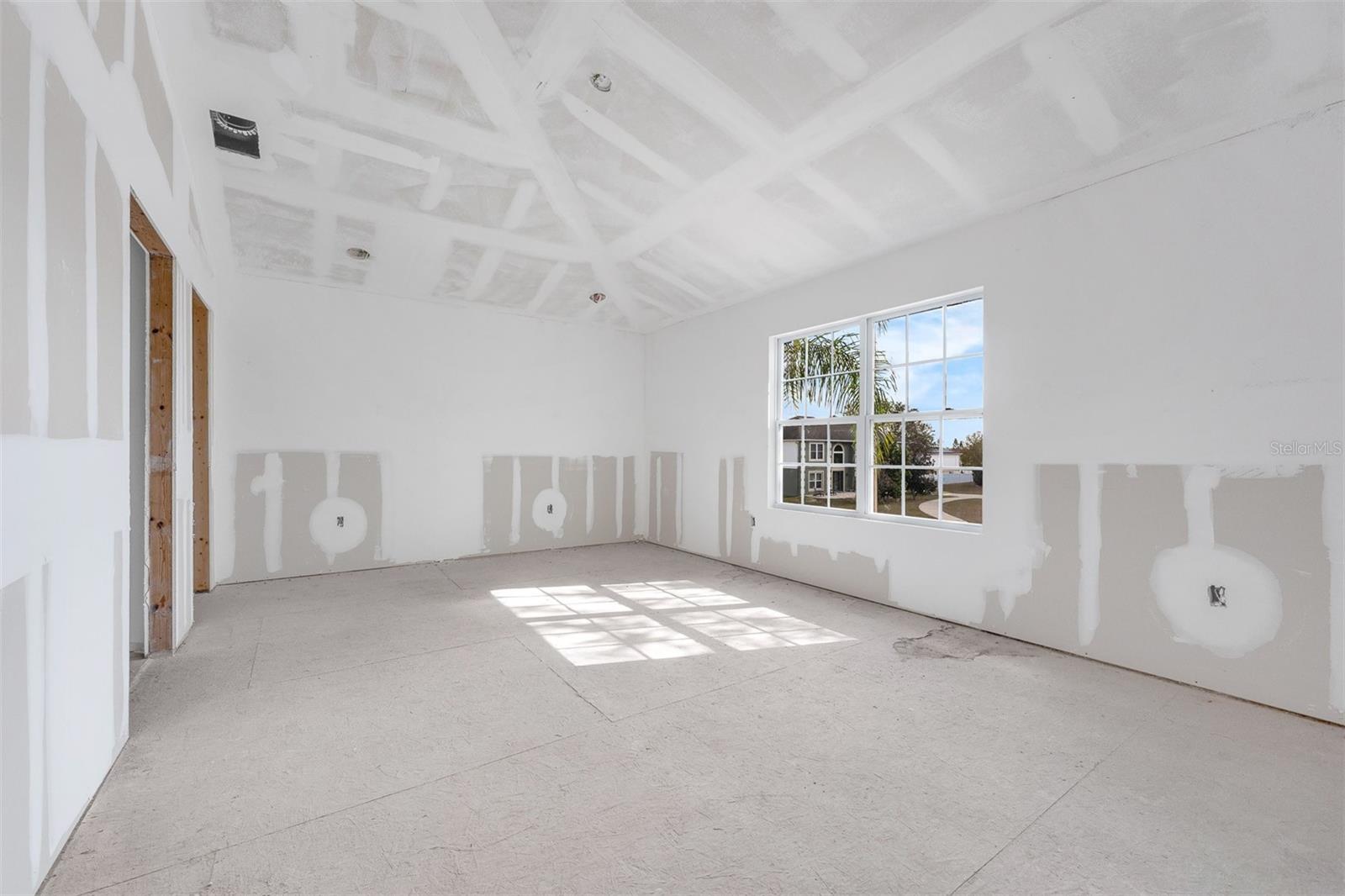 2960 WHITE MAGNOLIA LOOP