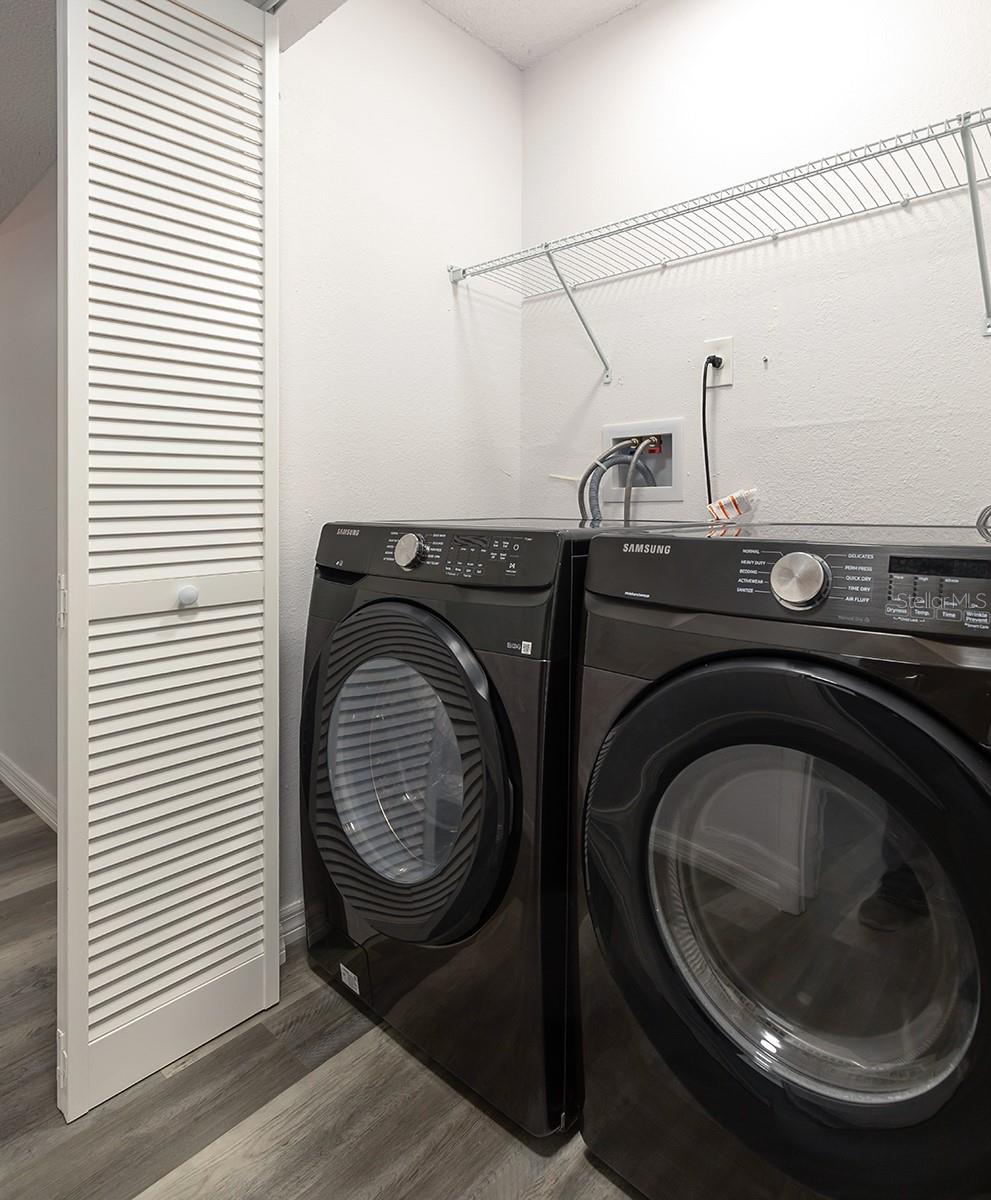 4528 COMMANDER DR #2018