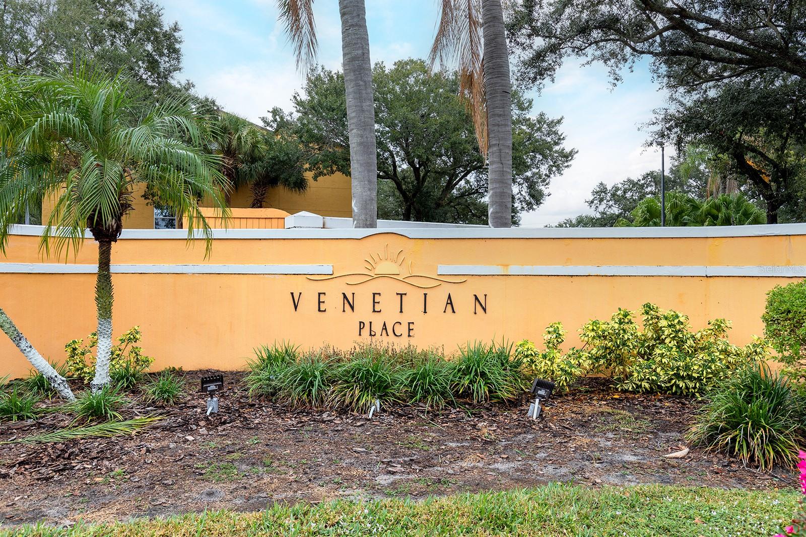 4528 COMMANDER DR #2018