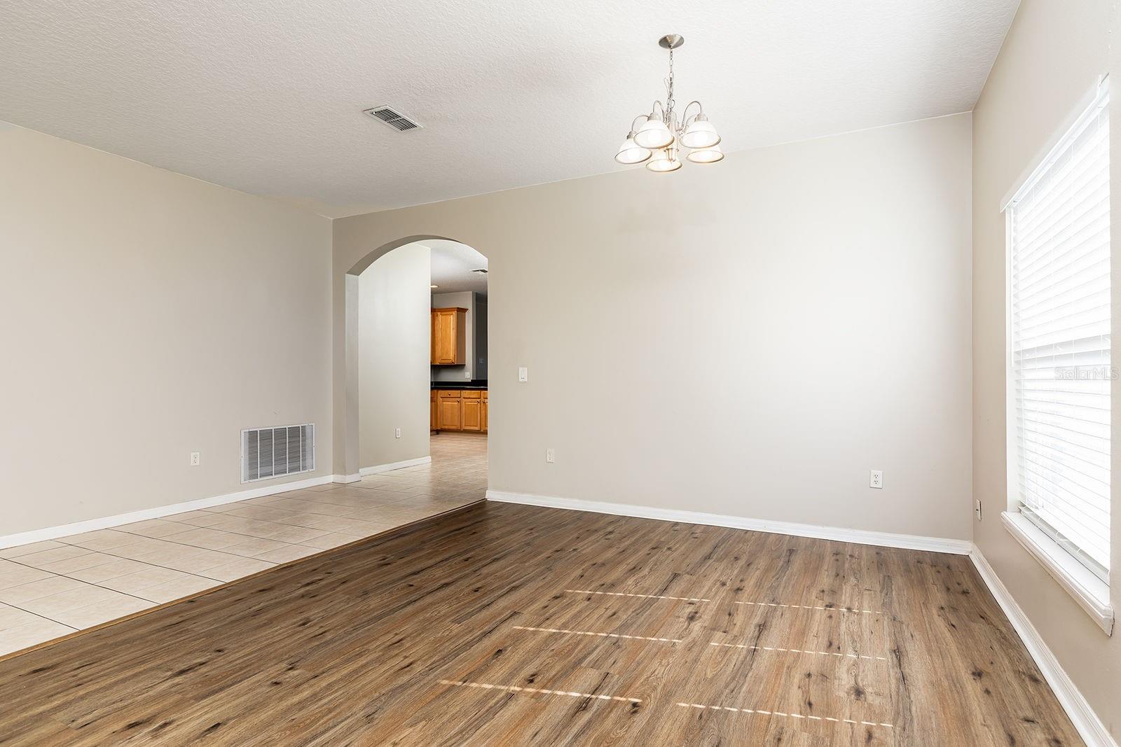 5255 SHALE RIDGE TRL