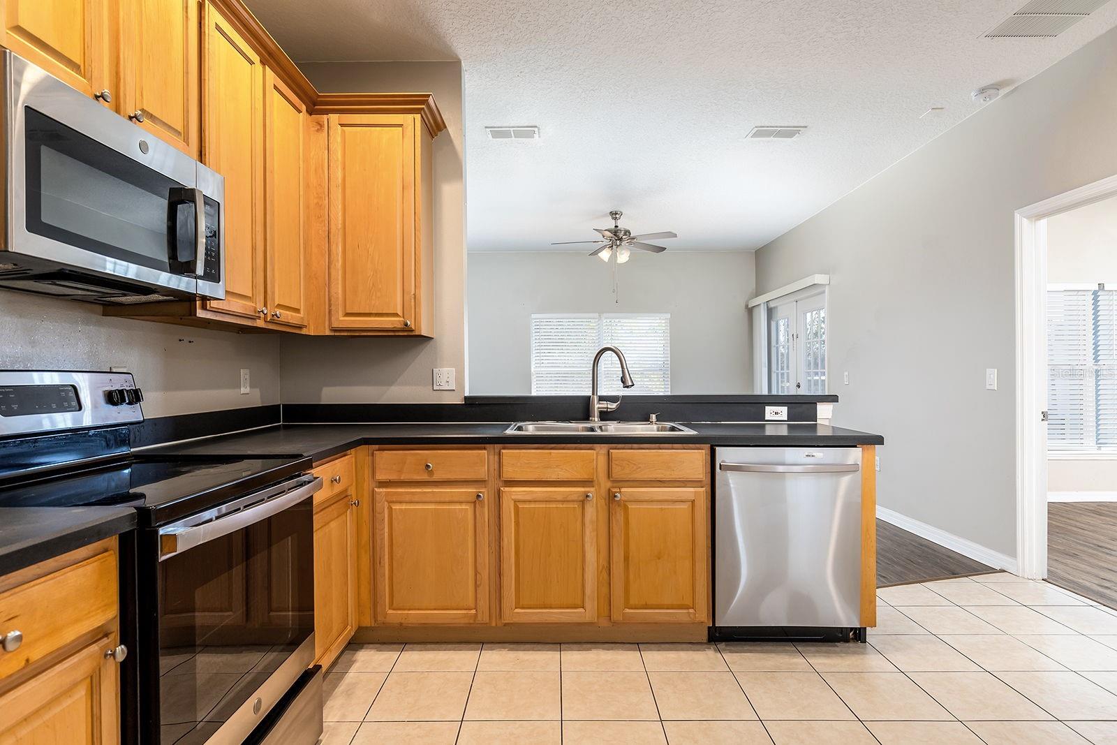 5255 SHALE RIDGE TRL