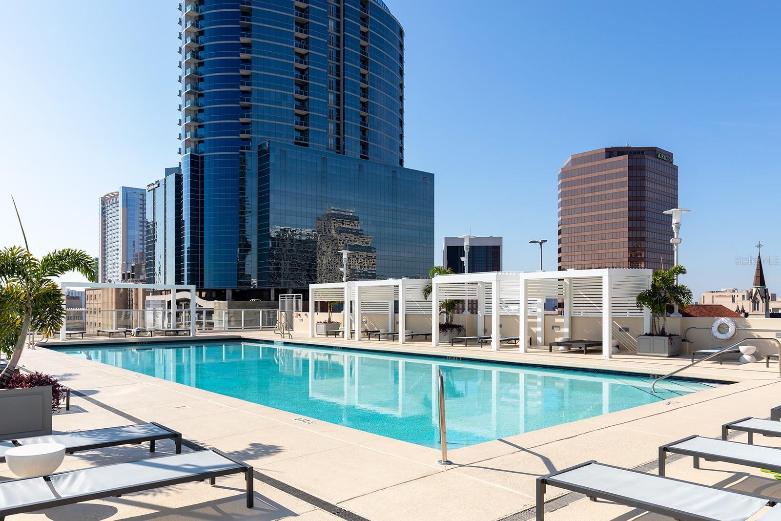 150 E ROBINSON ST #2408