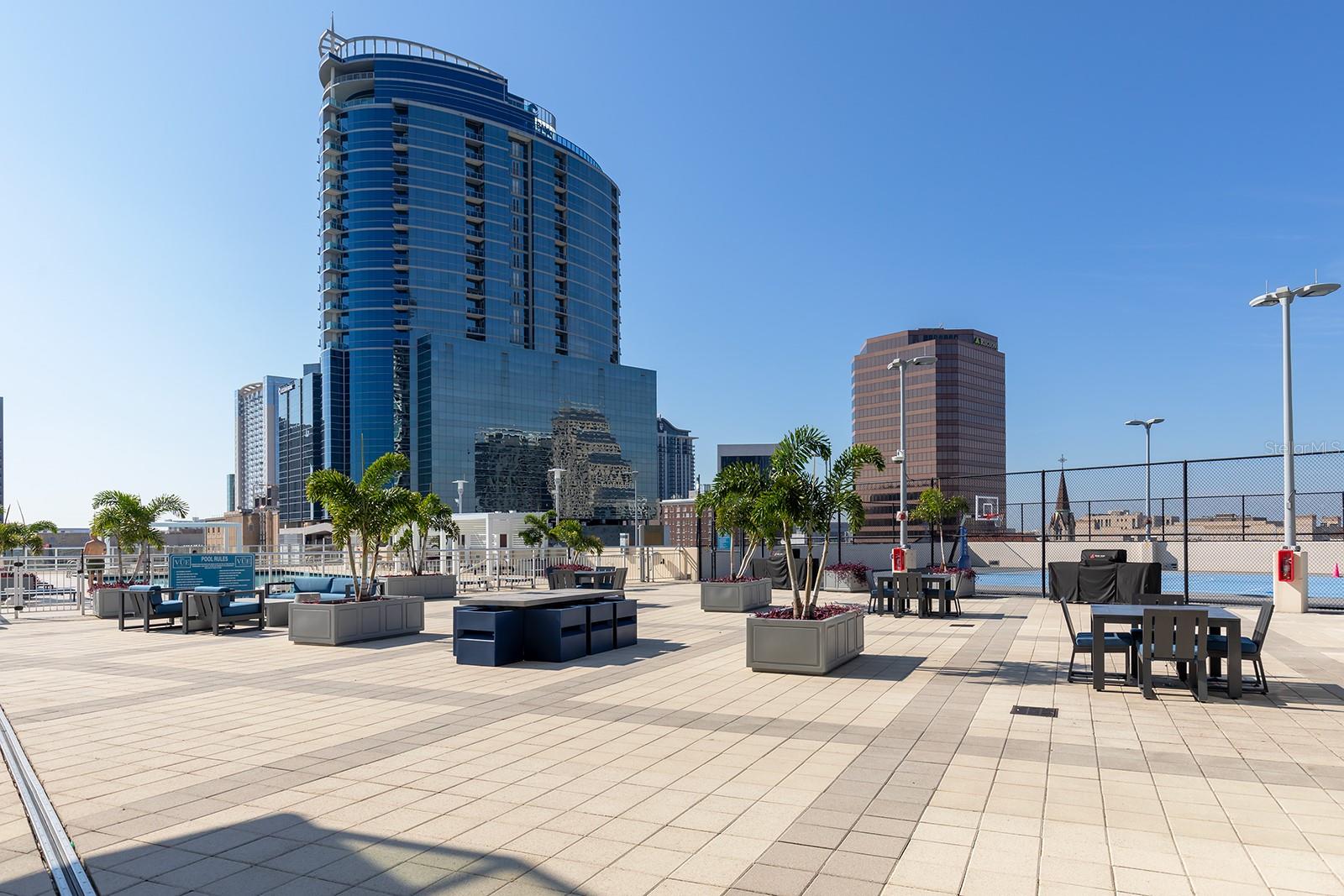 150 E ROBINSON ST #2408