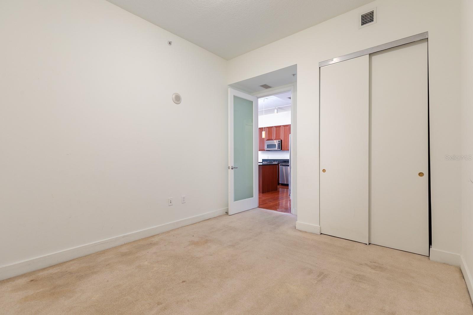 150 E ROBINSON ST #2408