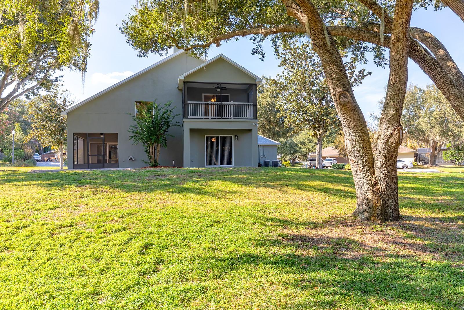 11021 VERSAILLES BLVD