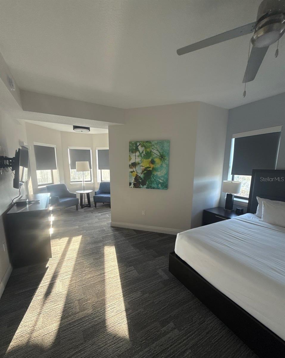 14501 GROVE RESORT AVE #2528