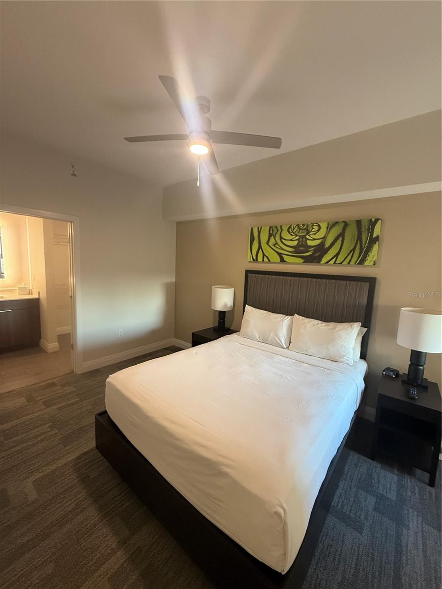 14501 GROVE RESORT AVE #2528