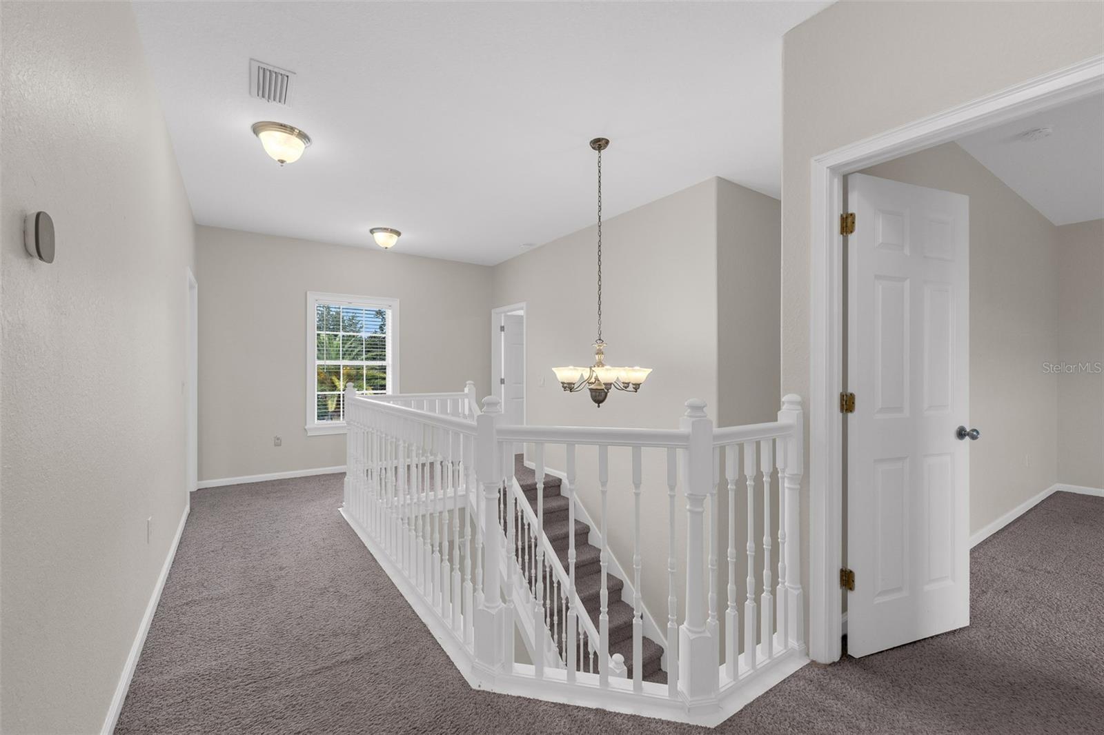 1698 TAYLOR RIDGE LOOP