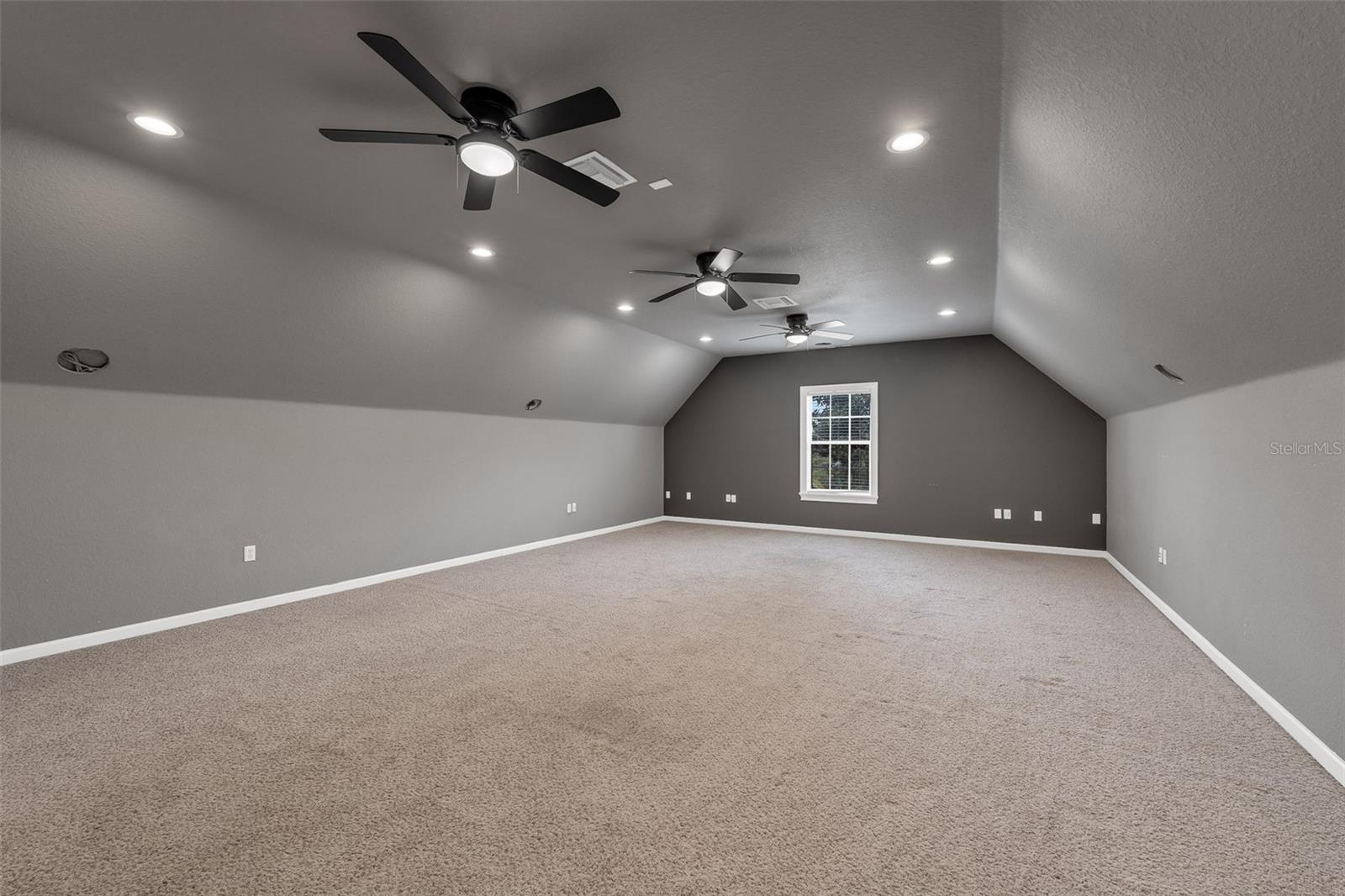 1698 TAYLOR RIDGE LOOP