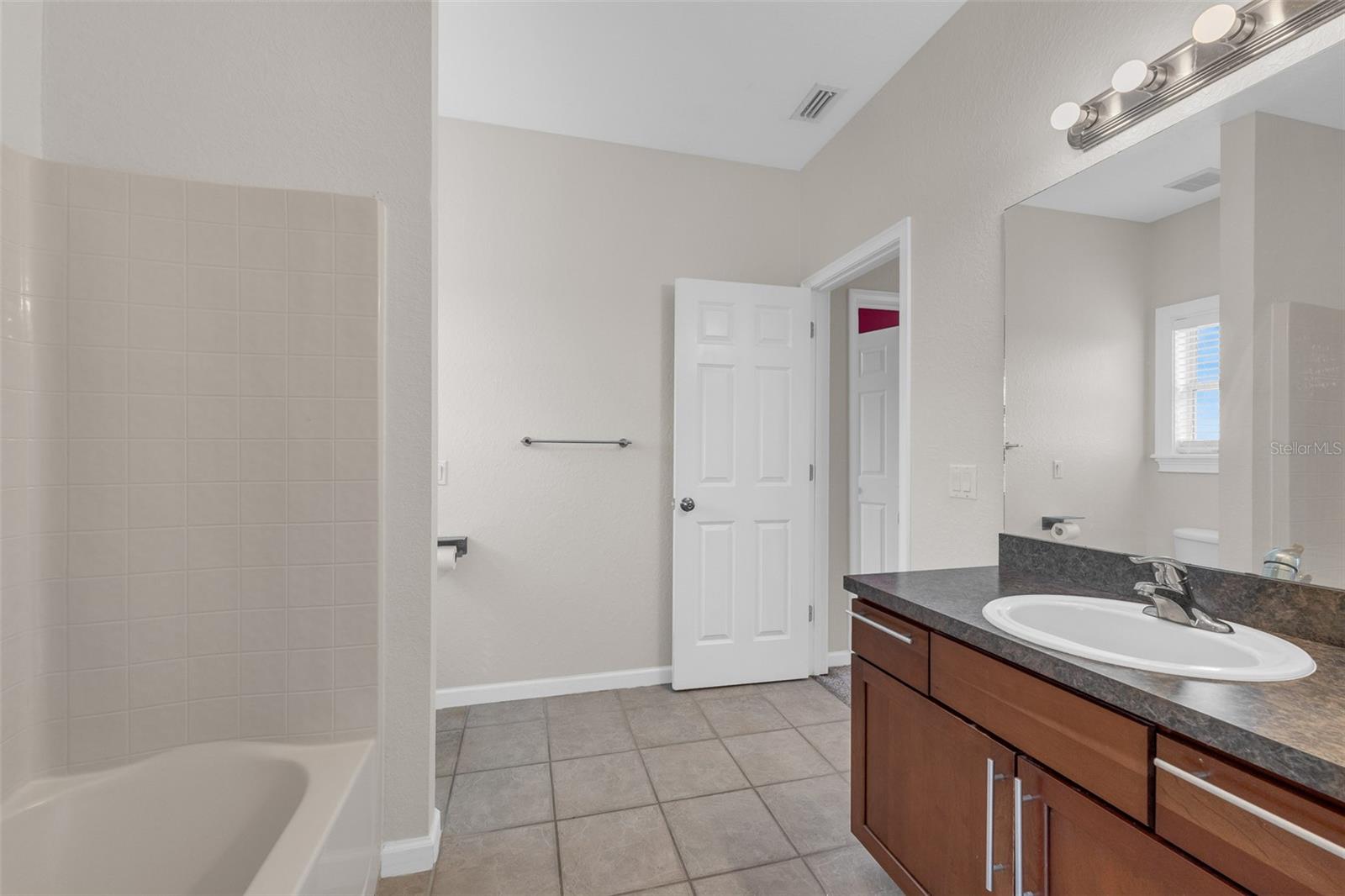 1698 TAYLOR RIDGE LOOP