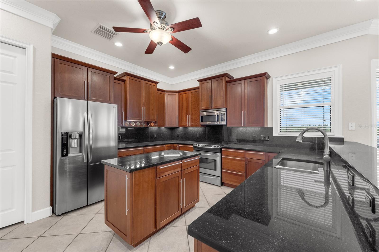 1698 TAYLOR RIDGE LOOP