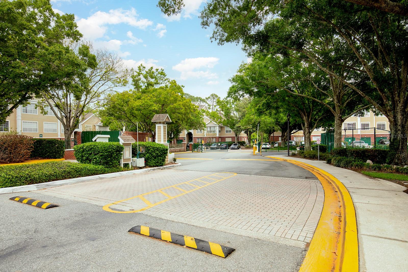 13015 PLANTATION PARK CIR #1027