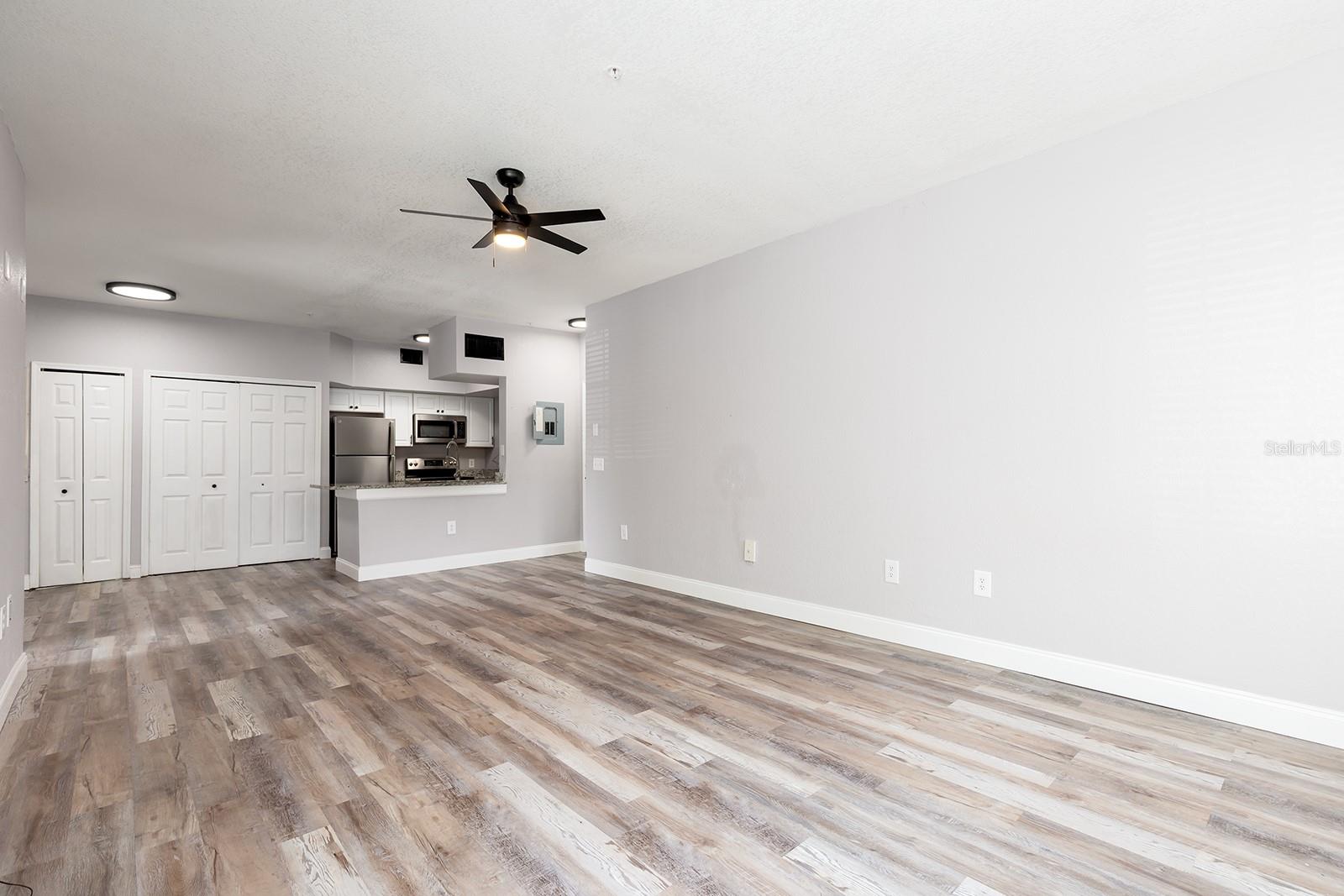 13015 PLANTATION PARK CIR #1027