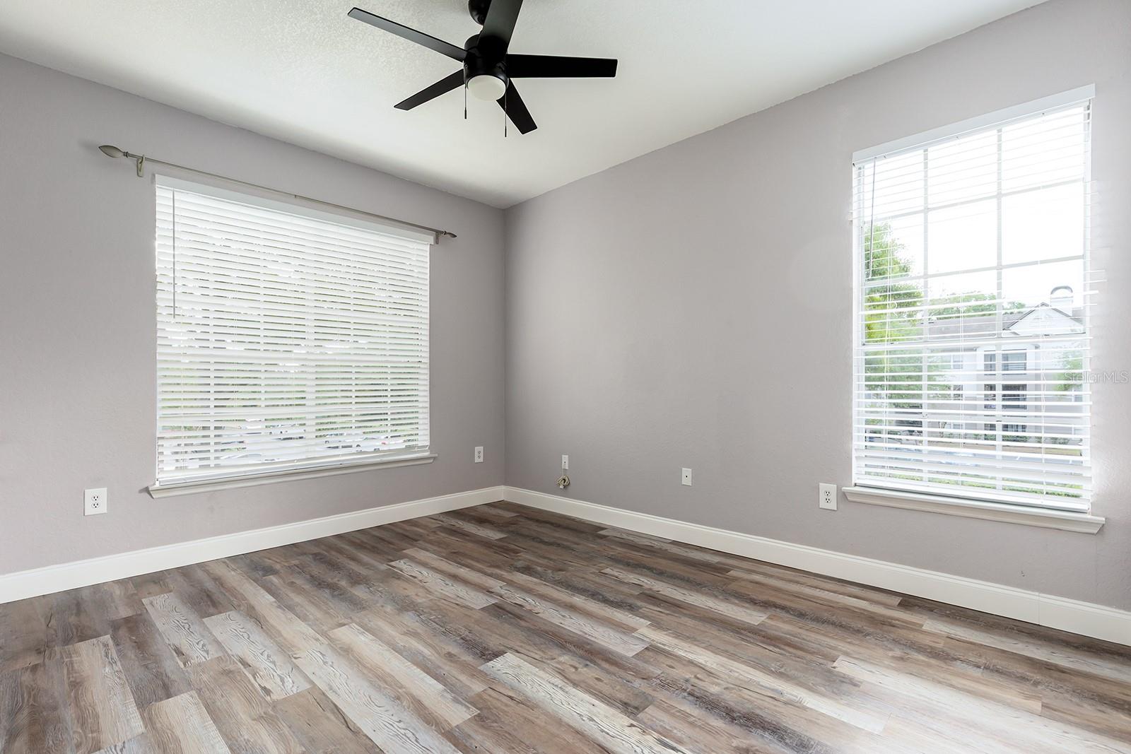 13015 PLANTATION PARK CIR #1027