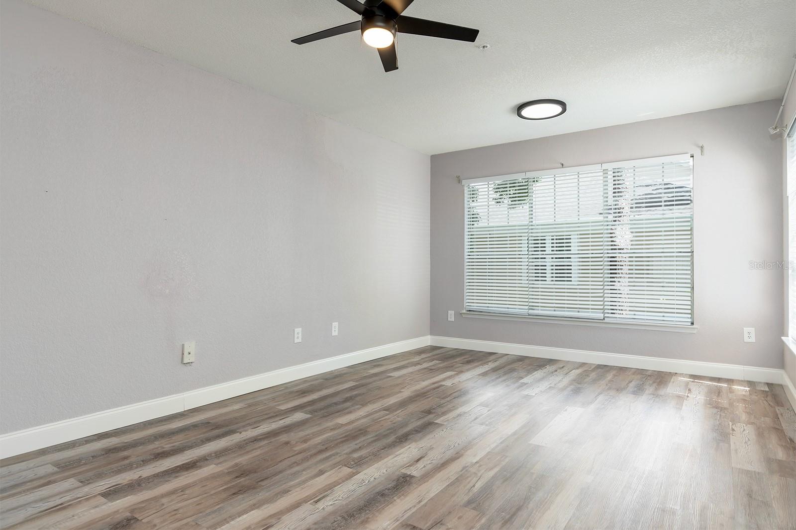 13015 PLANTATION PARK CIR #1027