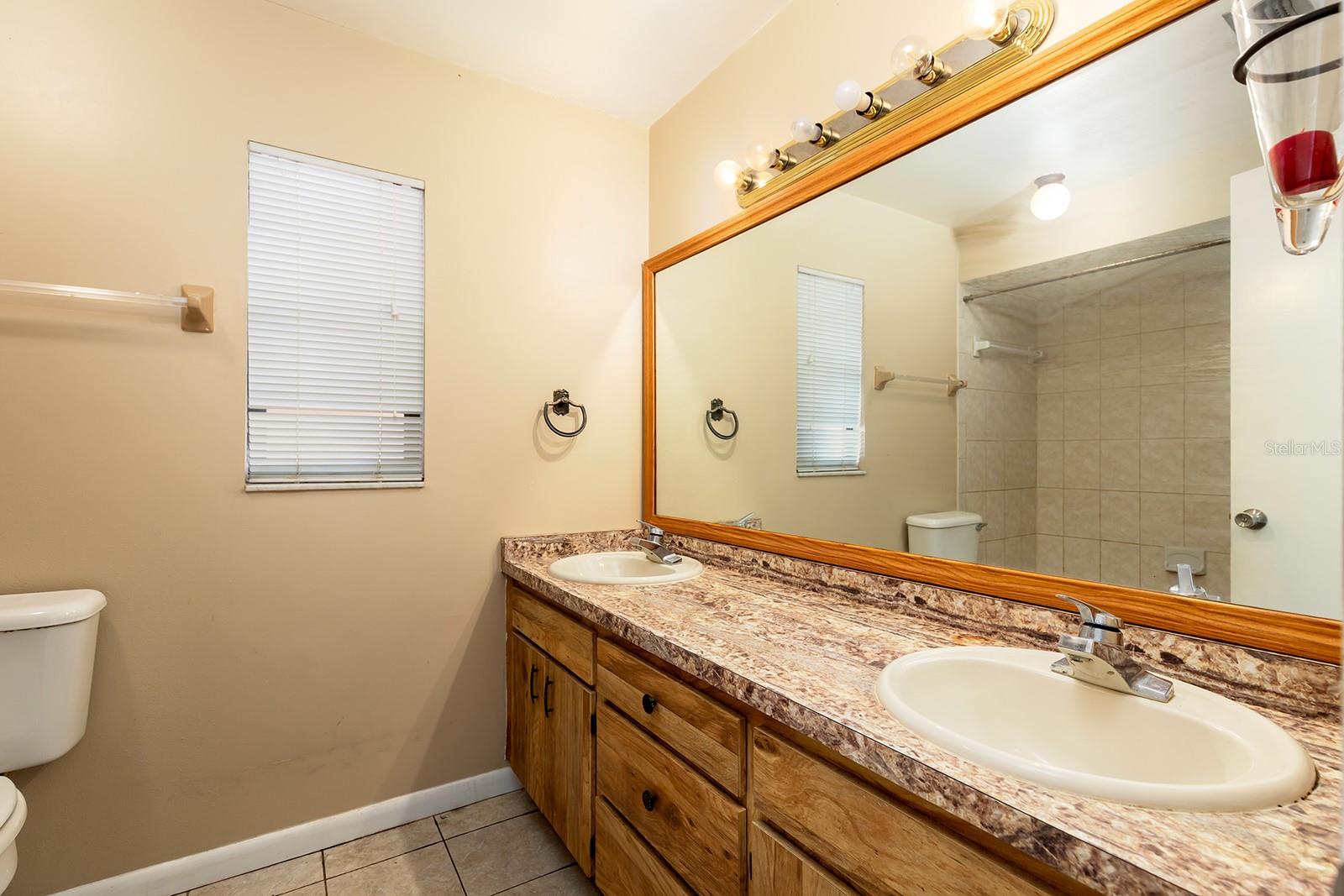 1510 KENLYN DR