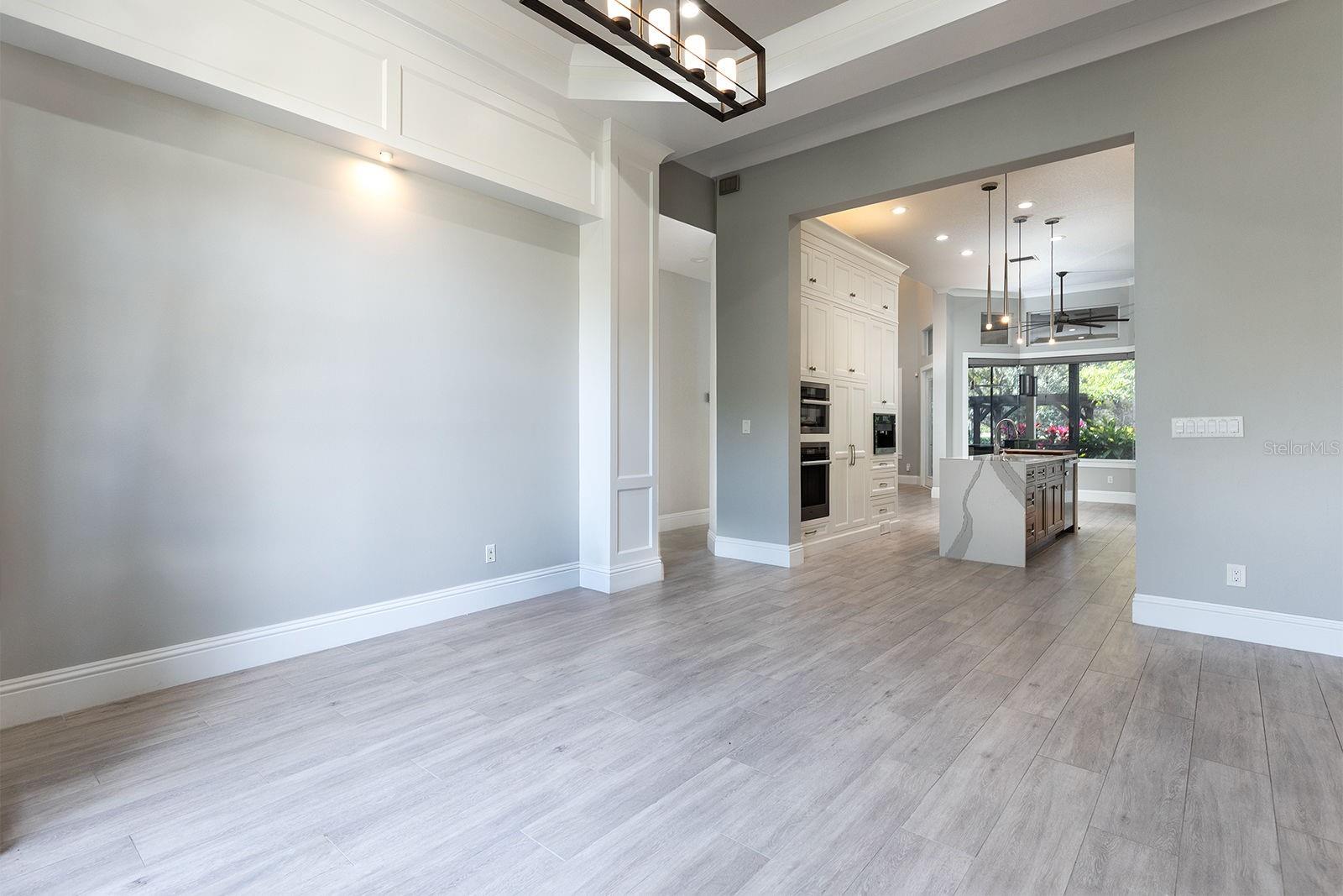1441 LANGHAM TER