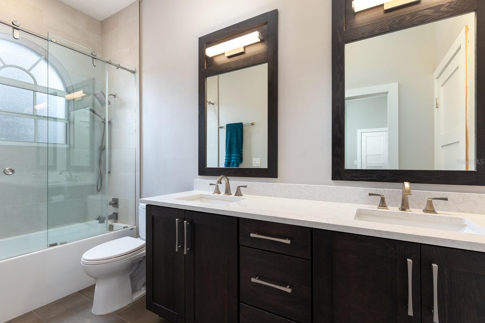 1441 LANGHAM TER