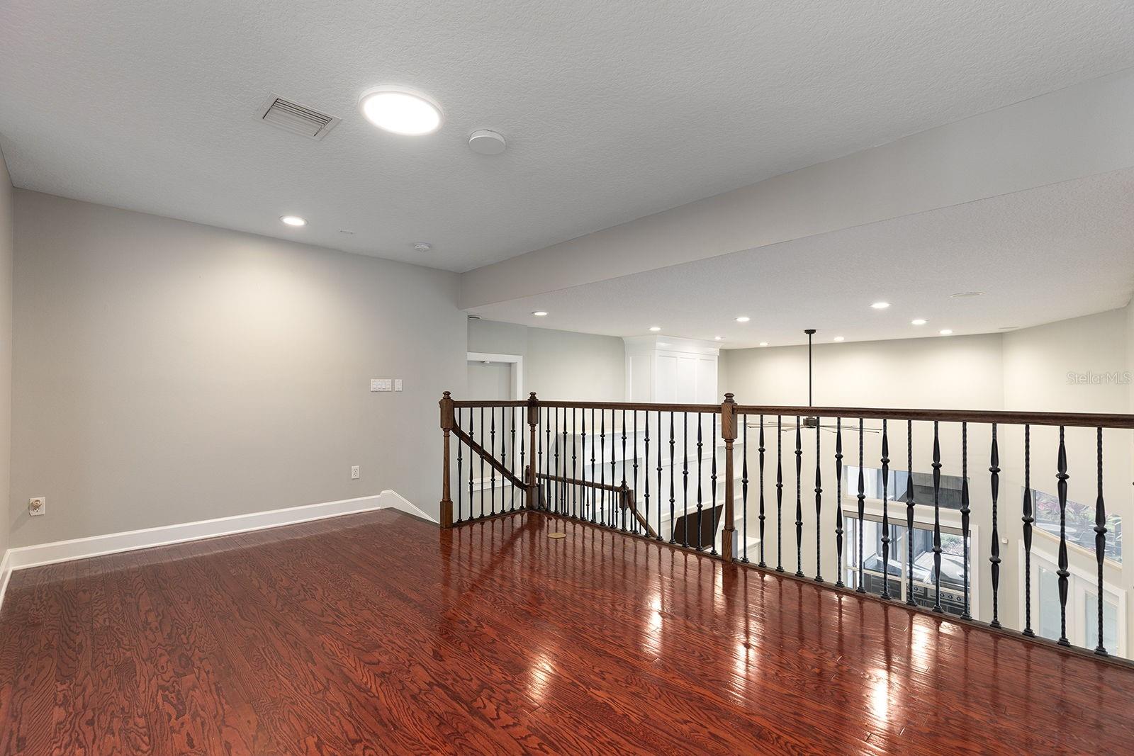 1441 LANGHAM TER
