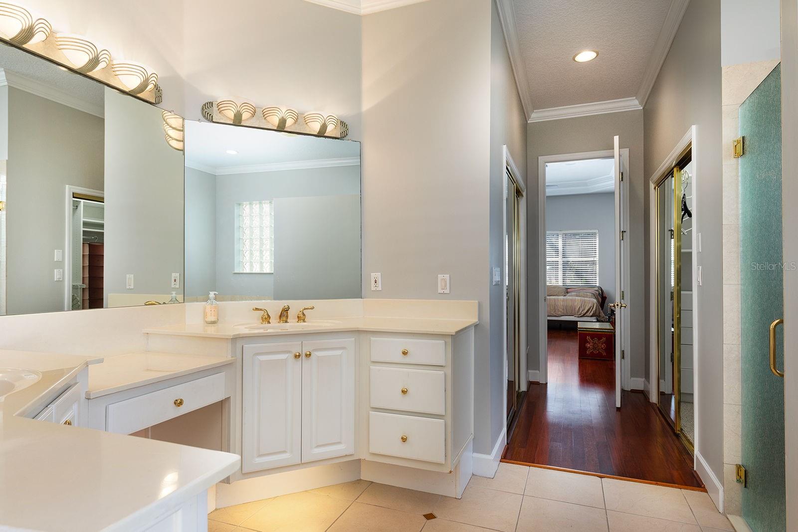 1441 LANGHAM TER