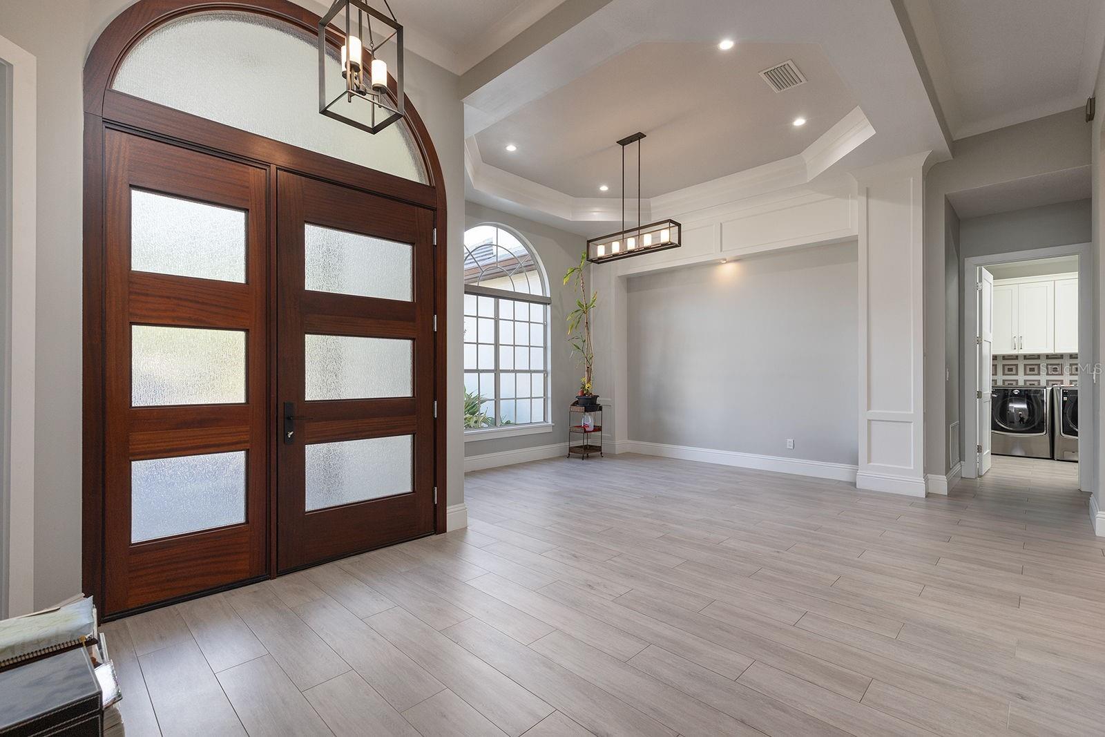 1441 LANGHAM TER