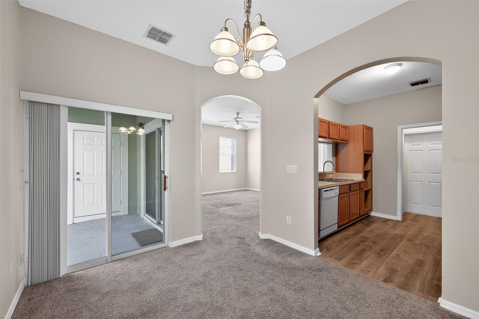 4301 PARADISE COVE CT