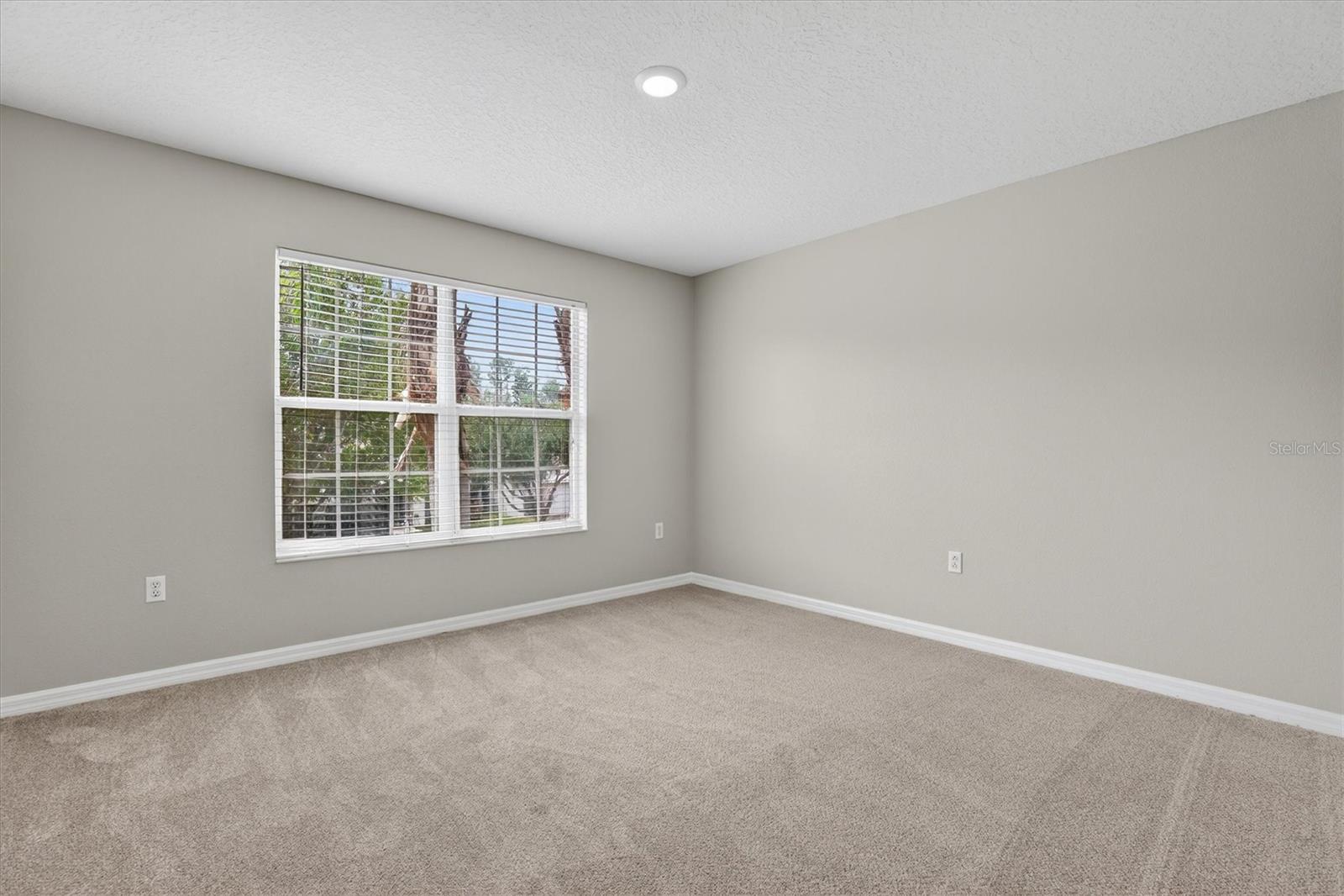 12731 GROVEHURST AVE