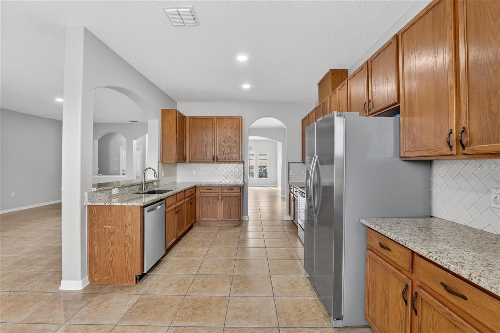 12731 GROVEHURST AVE