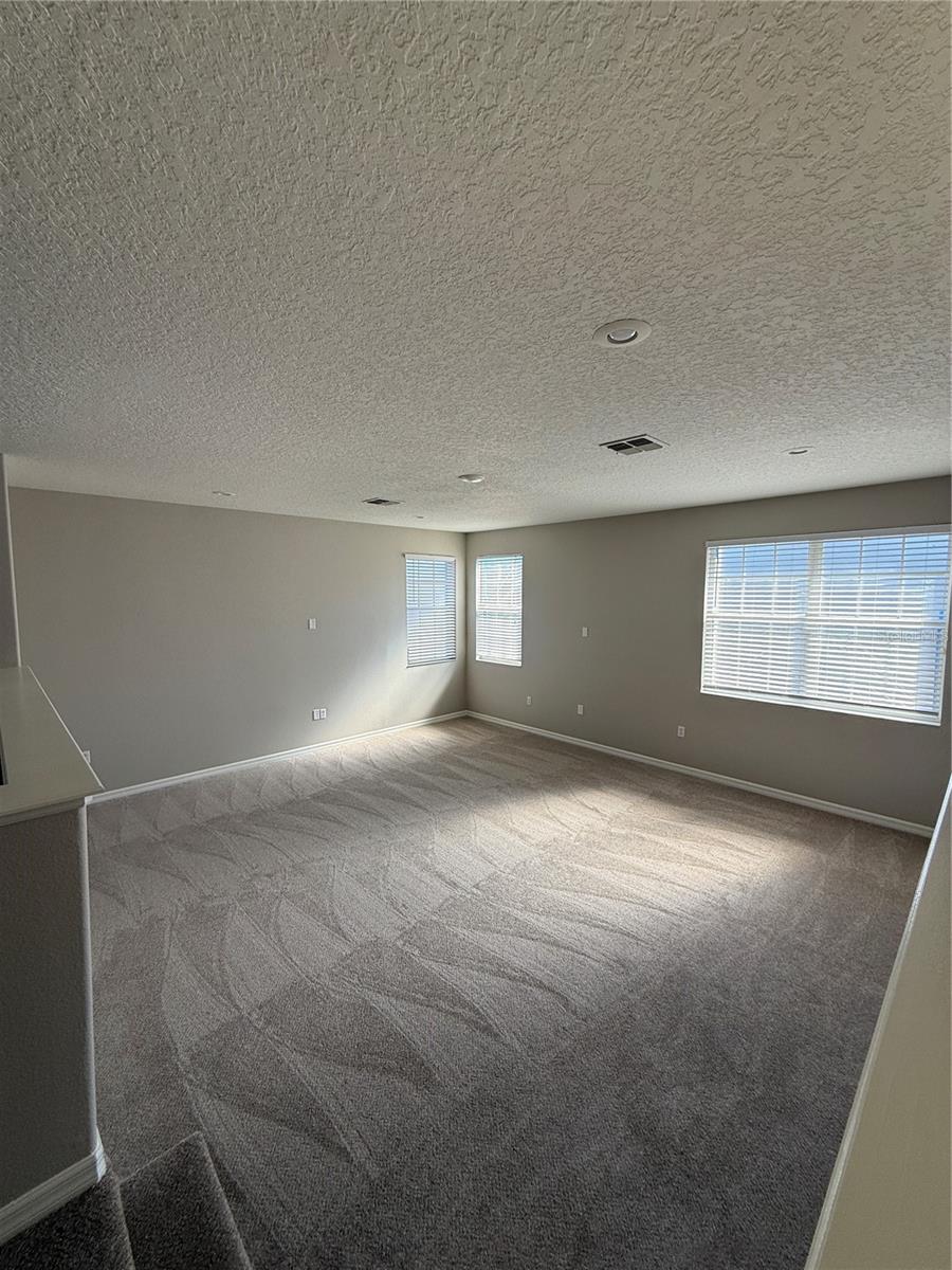 12731 GROVEHURST AVE