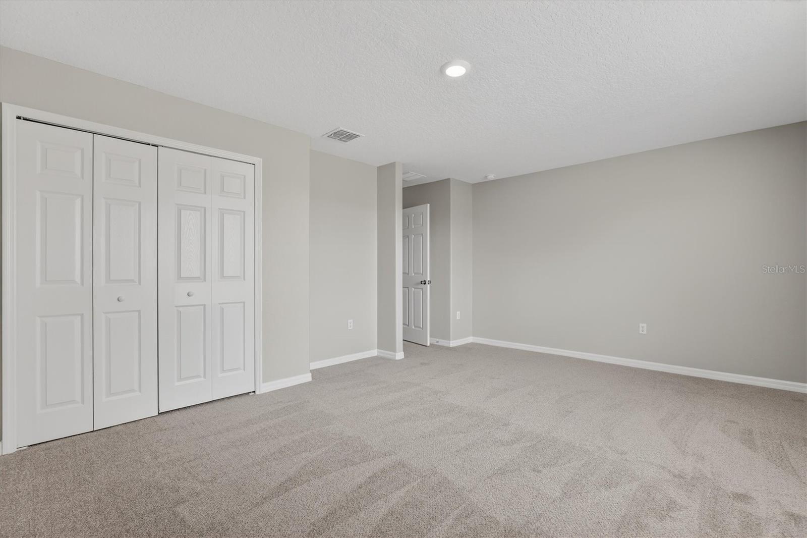 12731 GROVEHURST AVE