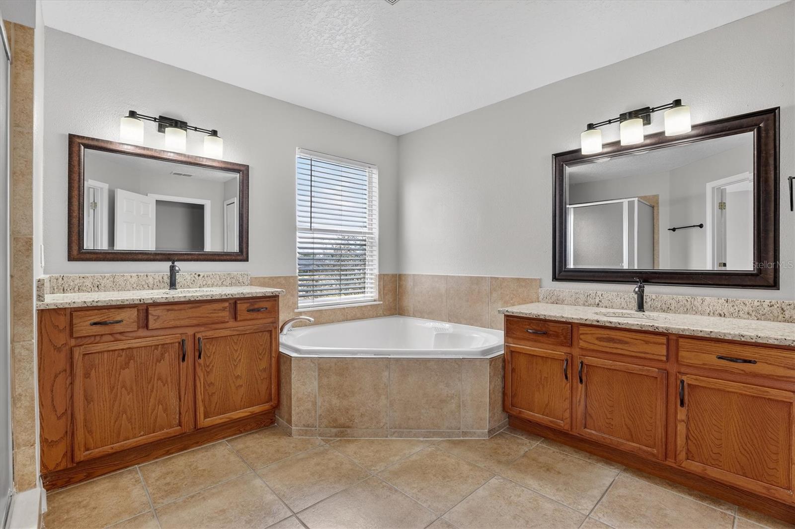 12731 GROVEHURST AVE