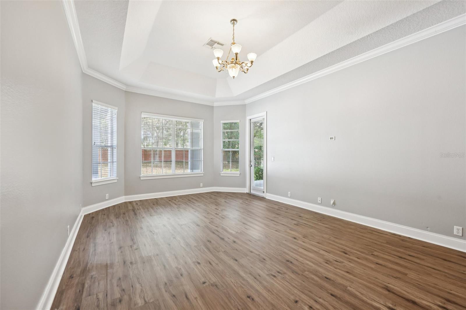 11866 CAMDEN PARK DR