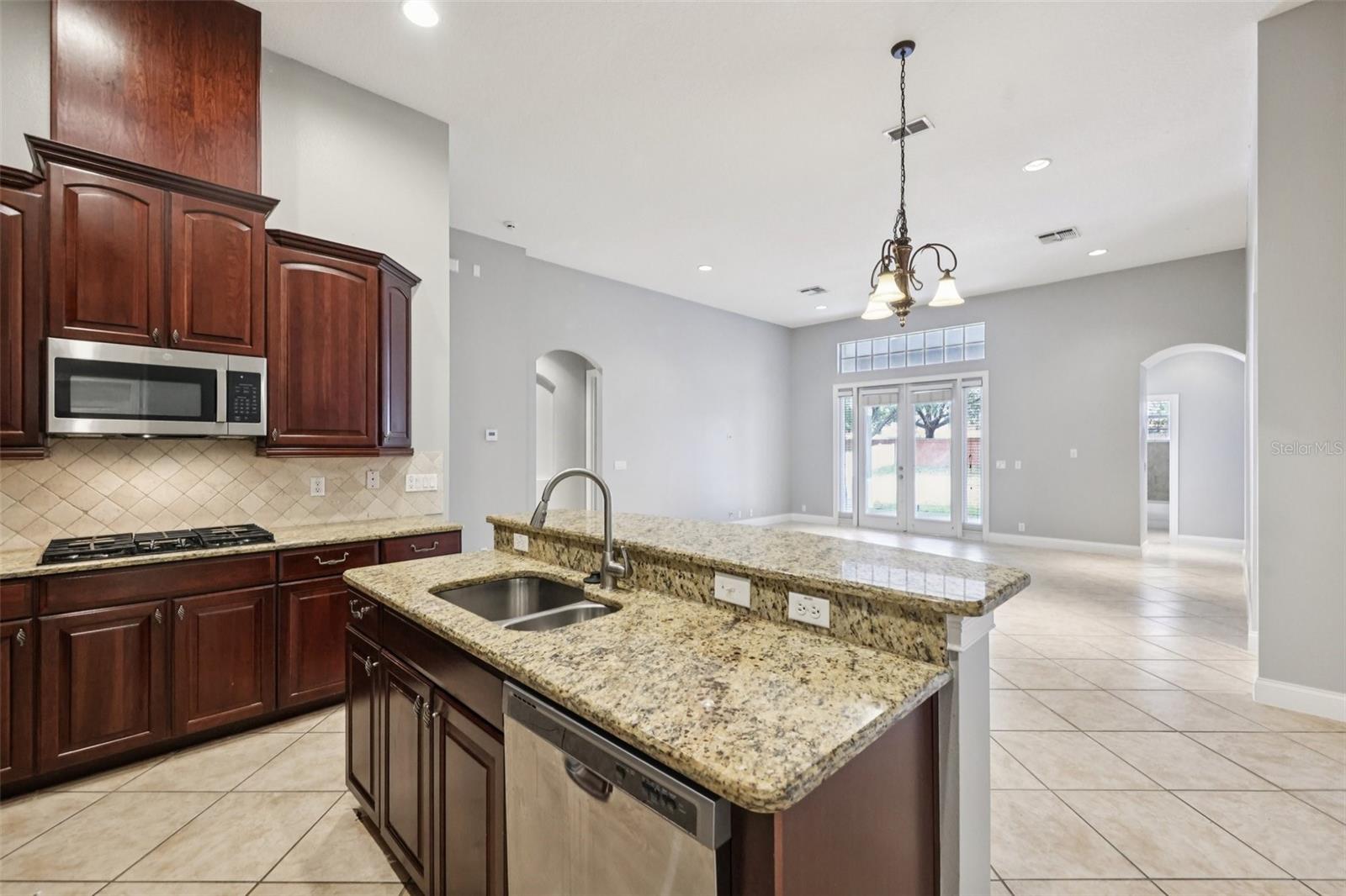 11866 CAMDEN PARK DR