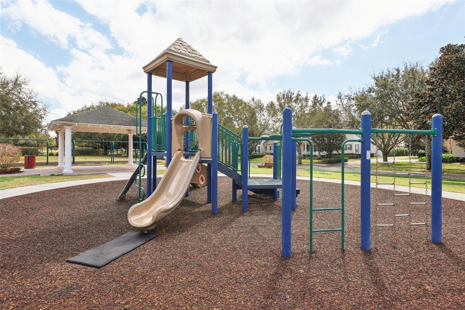 11866 CAMDEN PARK DR