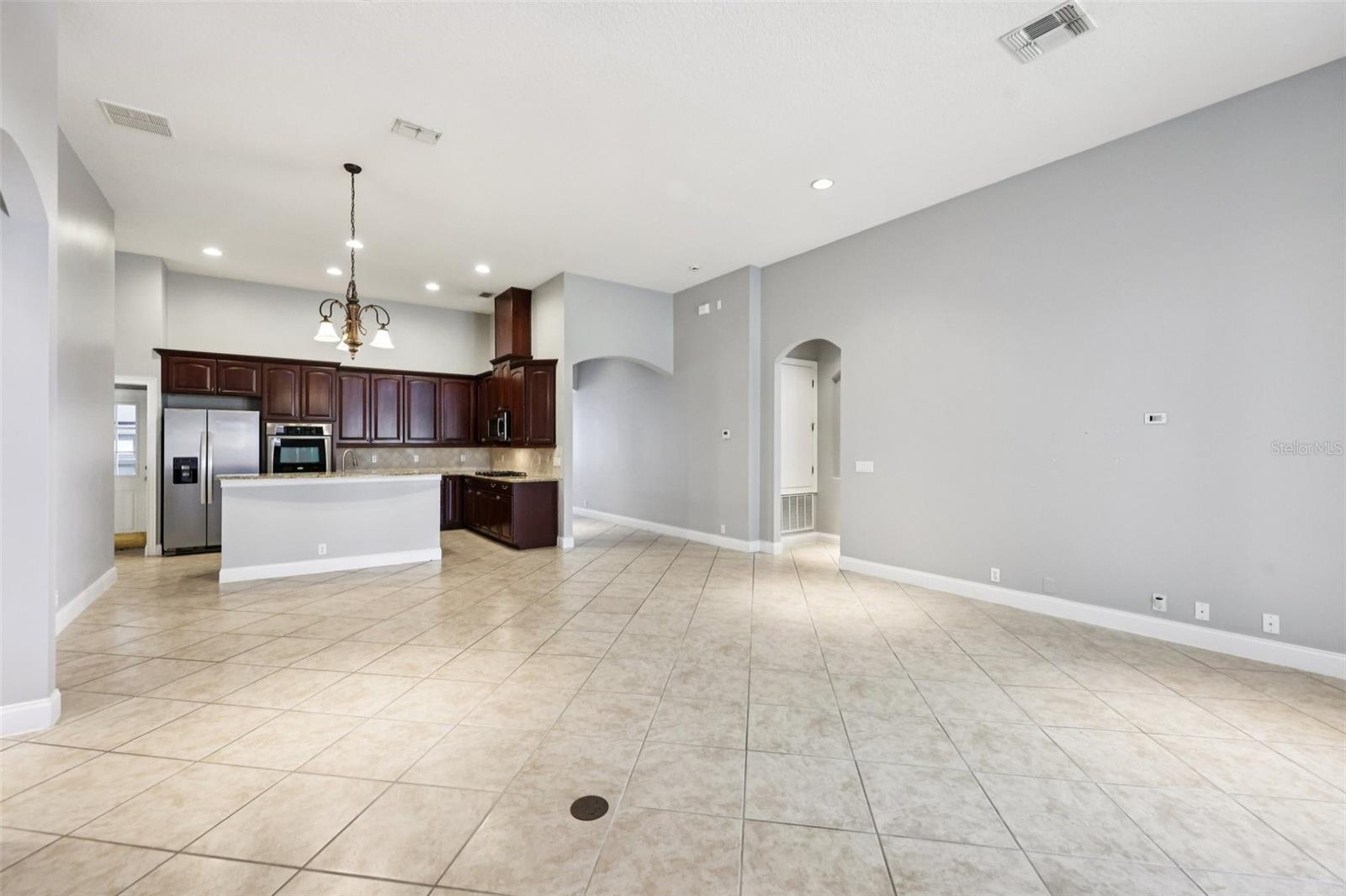 11866 CAMDEN PARK DR