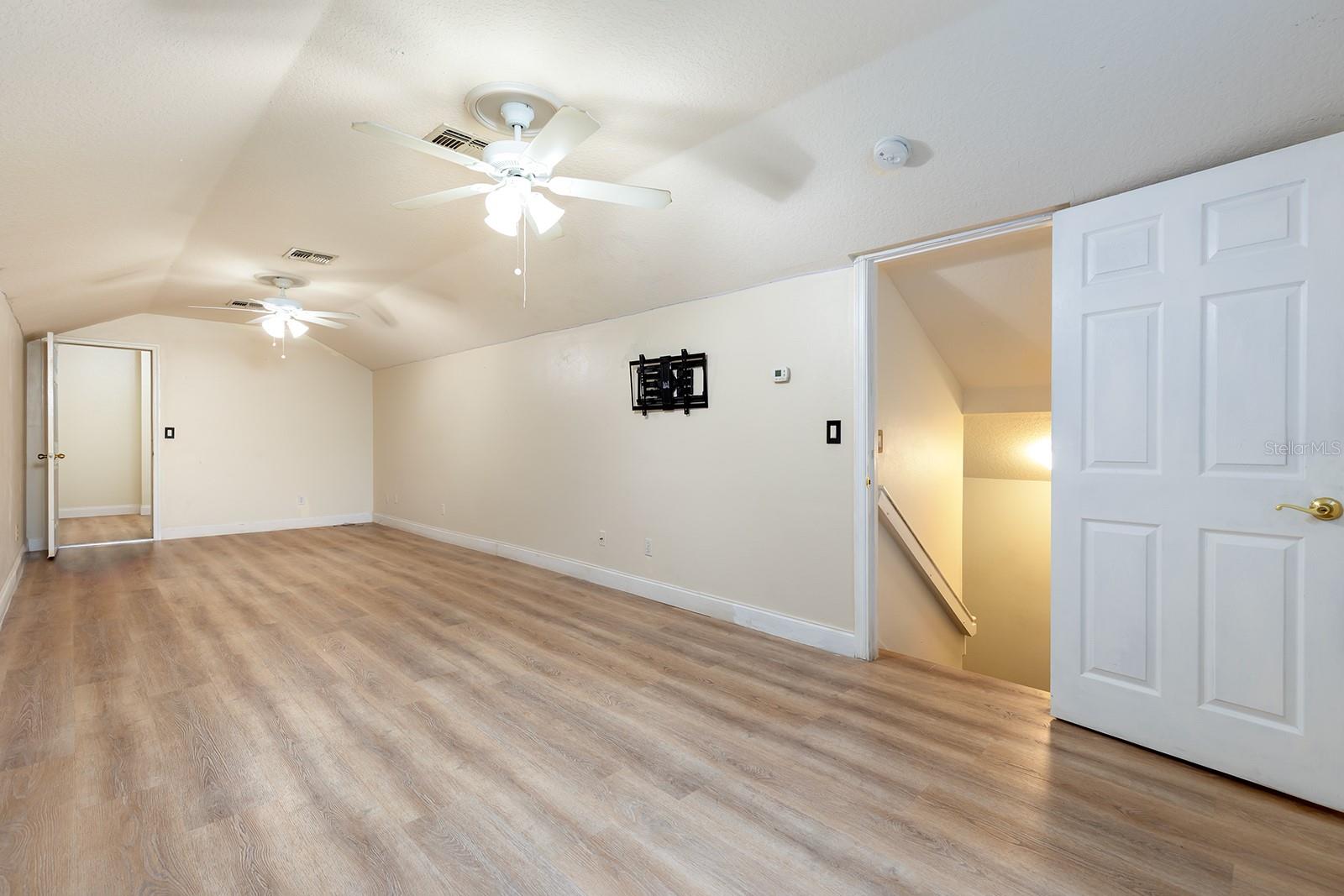 13409 VIA ROMA CIR